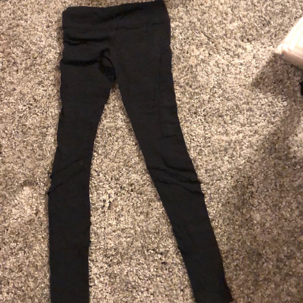 Lululemon ruffle leggings